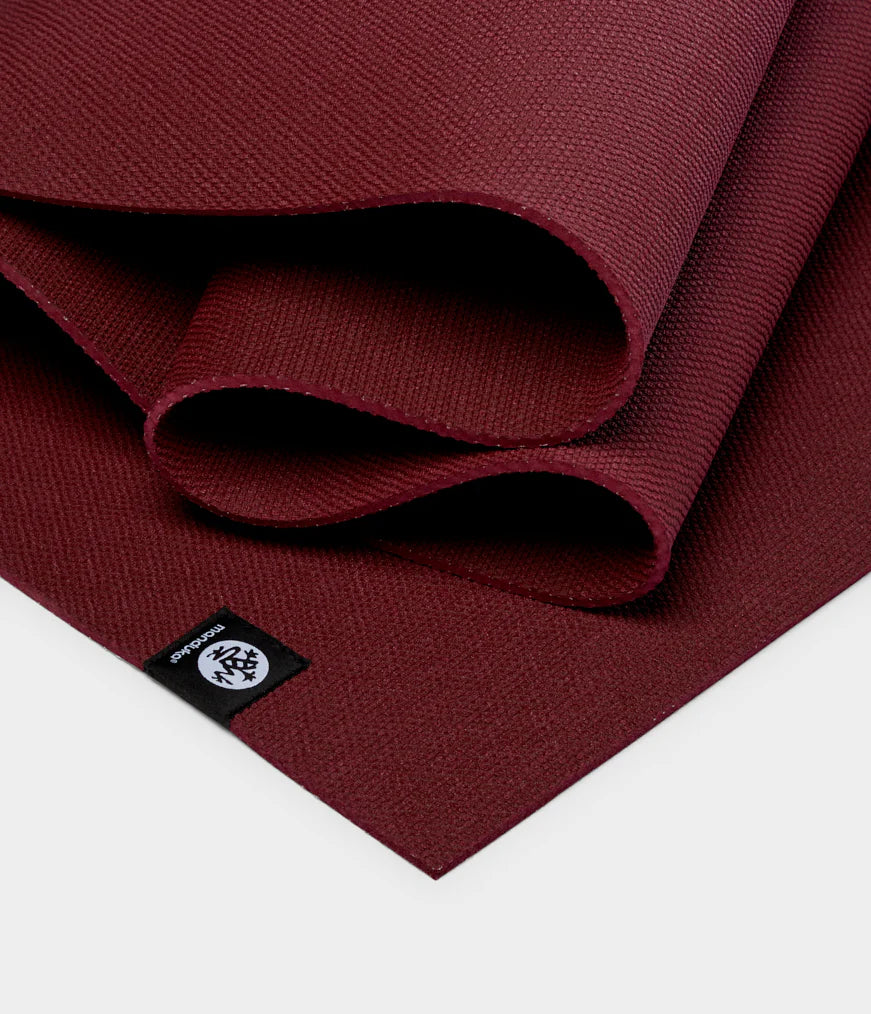 manduka X